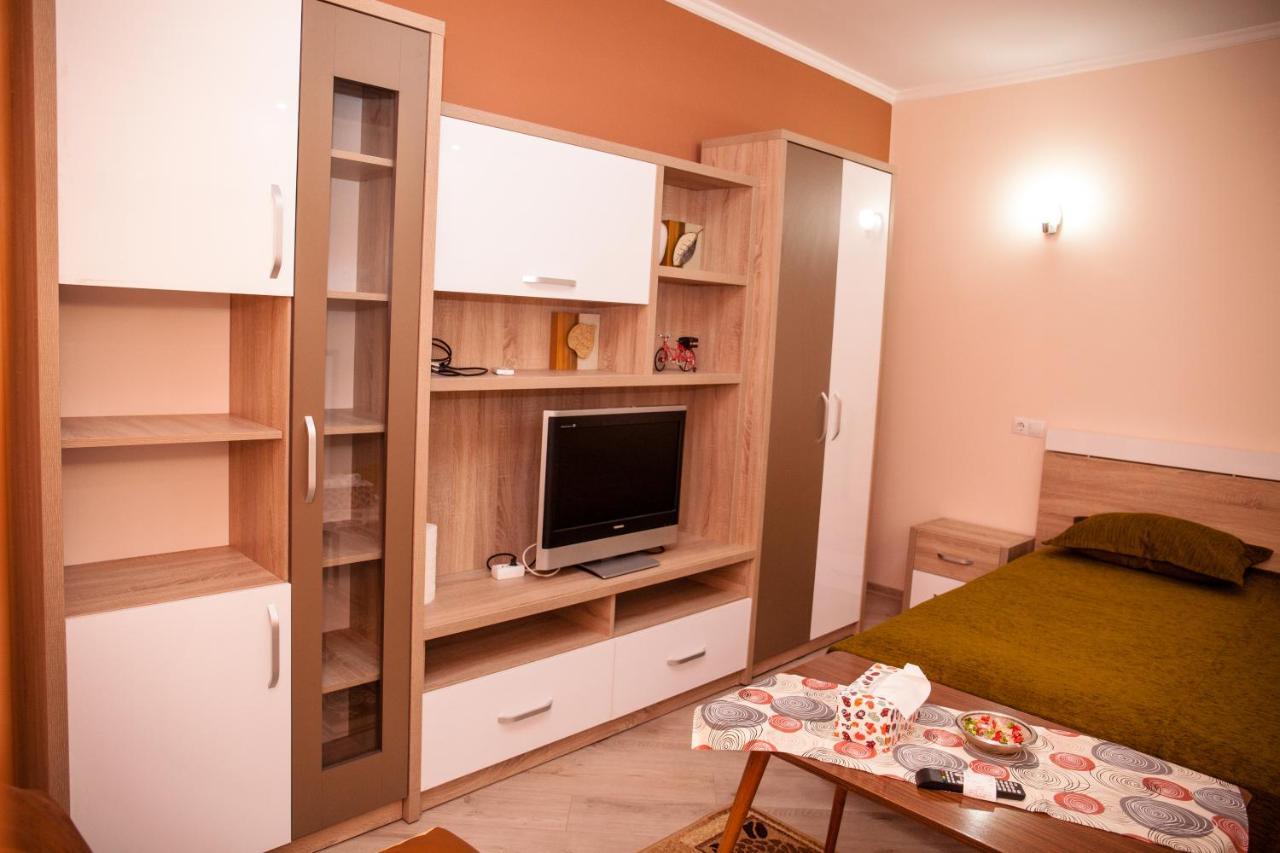 Apartament Cora Centru Питещ Екстериор снимка