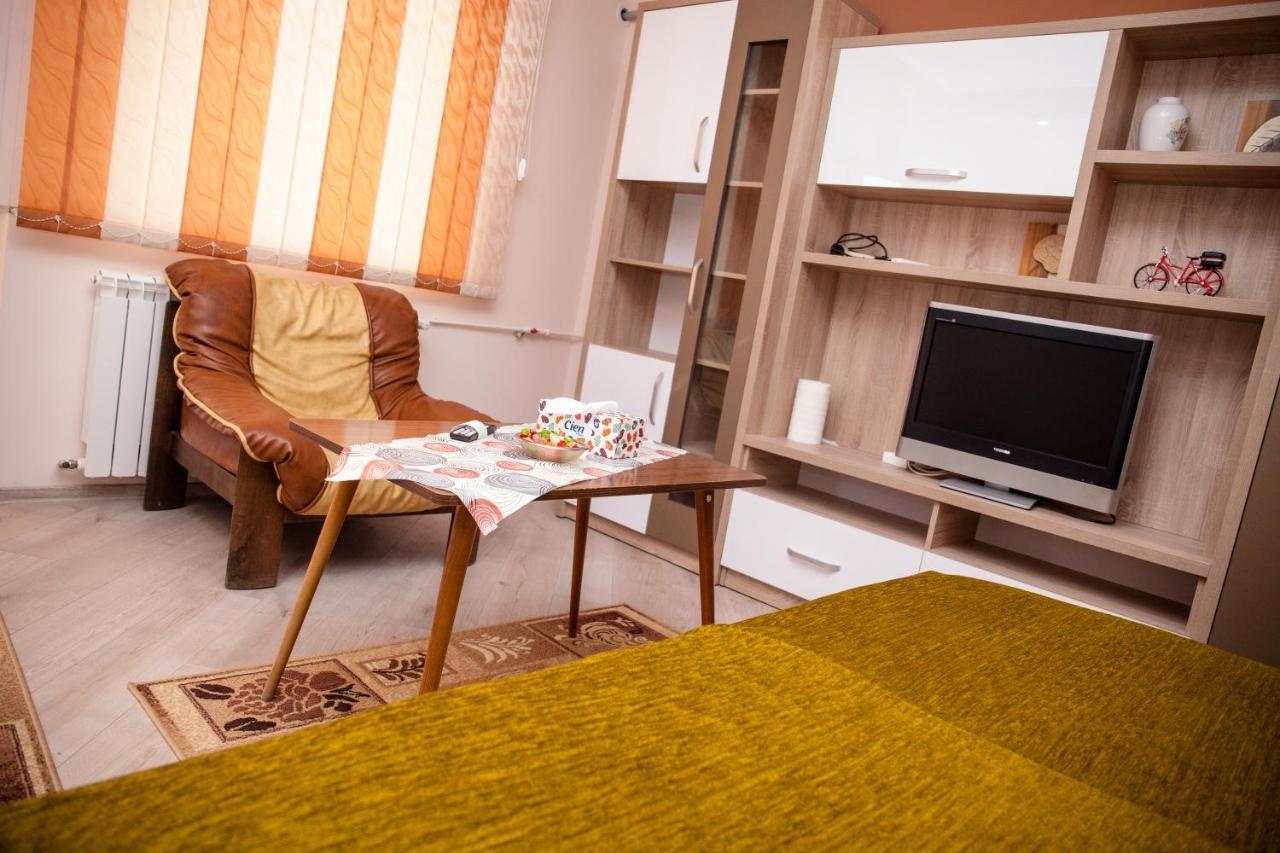 Apartament Cora Centru Питещ Екстериор снимка