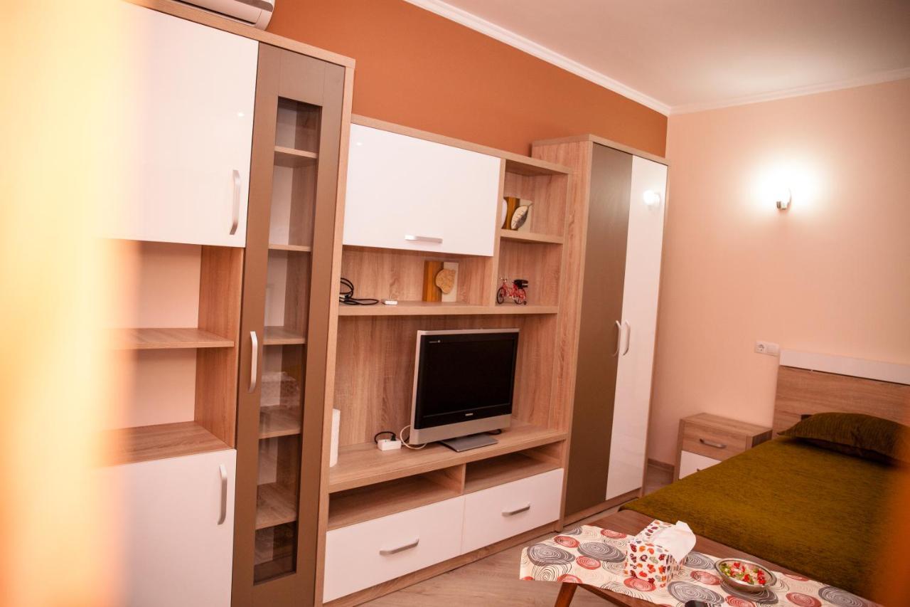 Apartament Cora Centru Питещ Екстериор снимка